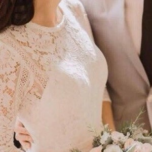 Ivory Lace Wedding Dress: Minimalist Boho Bridal Gown