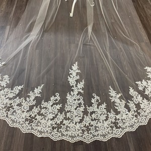 Lengthy Wedding Veil, Lace 3D Flower Veil, Embroidered Flowers Veil With Imitation Pearls. Single-layer Bridal Veil. LVRP62302