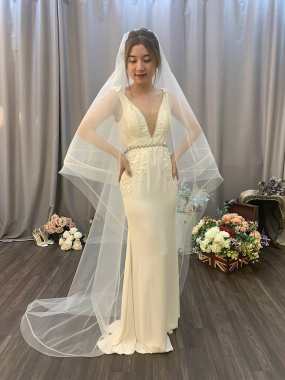 Wedding veil fingertip length white gold bridal stars brand new elegant fashion Two Tier Sparkly Star Fingertip Length Bridal Veil main image 4