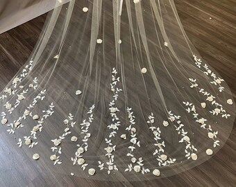 Cathedral Wedding Veil, 3D Flower Lace Wedding Veil, Embroidered Flowers Veil, Pearls Veil. 1 tier Bridal Veil. LVRPF3D62319