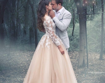 Lace Floral Wedding Dress: Tulle Boho Romance Bridal Gown