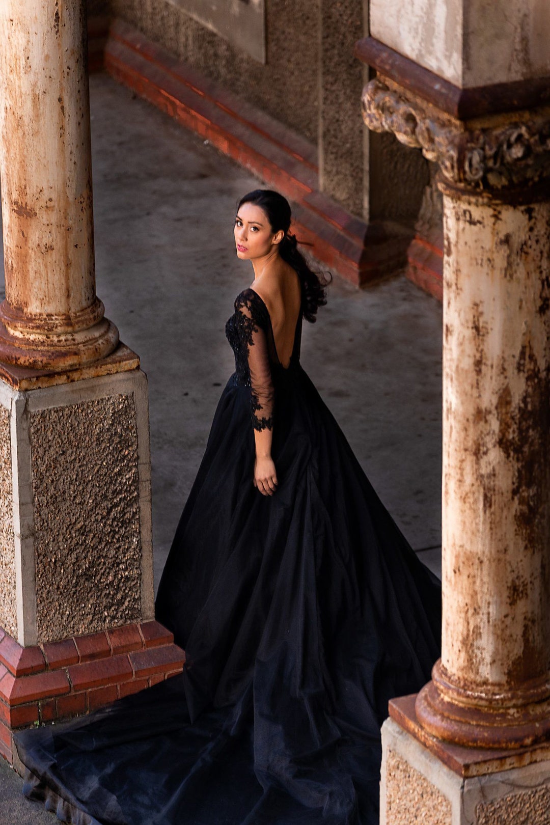 one shoulder dress black and white Black/White Contrast Asymmetric Mini wedding dresses size chart Style:Stone-Washed*2（Black belt+Brown belt） Image result for hairstyles
