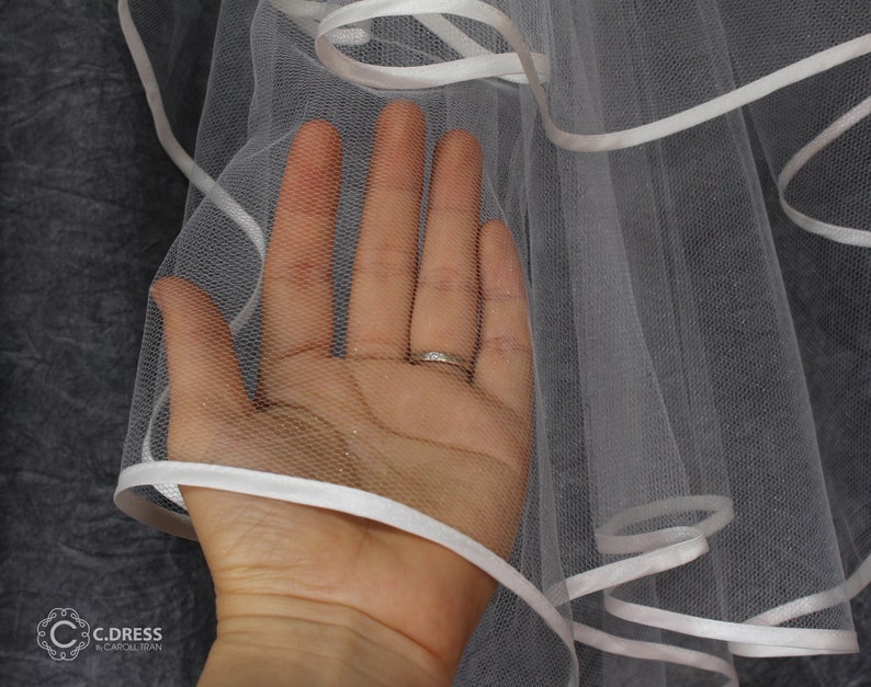 Minimalist Wedding Short Veil, Two layer Simple Silk Borders Veil, Short Veil With Comb, Bridal Wedding Veil image 4