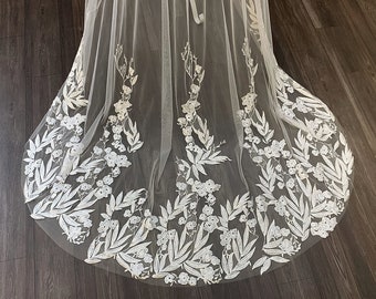 Ivory Brtidal Veil With Embroidered lace. Cathedral Wedding Veil, Handmade Embroidered Veil. DLVR62320