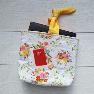 Bible Bow Sleeve Cover~ Quilted Book Cover~Protective Bible Cover with Bow~Stylish Bible Accessory~Gift for Women~Personalized Bible Case