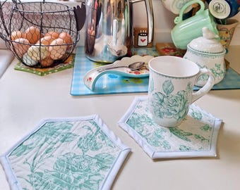 La donna pioniera Agatha ~ Decorazioni per la cucina ~ Tappetini trapuntati ~ Decorazioni rustiche ~ Decorazioni country ~ Cucina vintage ~ Cucina country ~ Cucina rustica