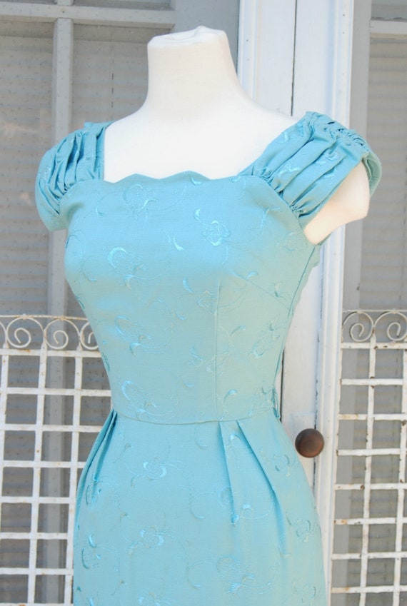 1950s Day Dress S 34 Embroidery Floral Linen Hour