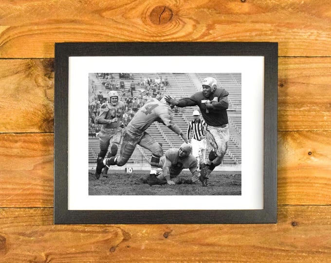 Joe Perry 49ers vs Packers - Early 1950's Action Shot - Vintage NFL Framed Decorative Wall Art