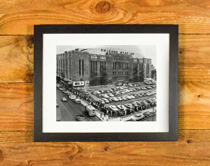 Chicago Stadium the "Madhouse on Madison" - 1950-60s Exterior Image Fans Arriving forEvent - Vintage Sports Sports Bar or Room Wall Decor