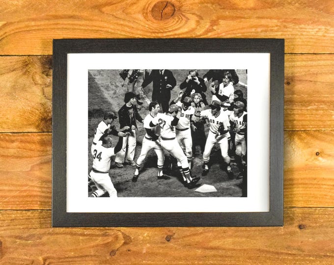 Carlton Fisk Dramatic Game 6 1975 World Series Home Run - Matted & Framed Sports Wall Decor