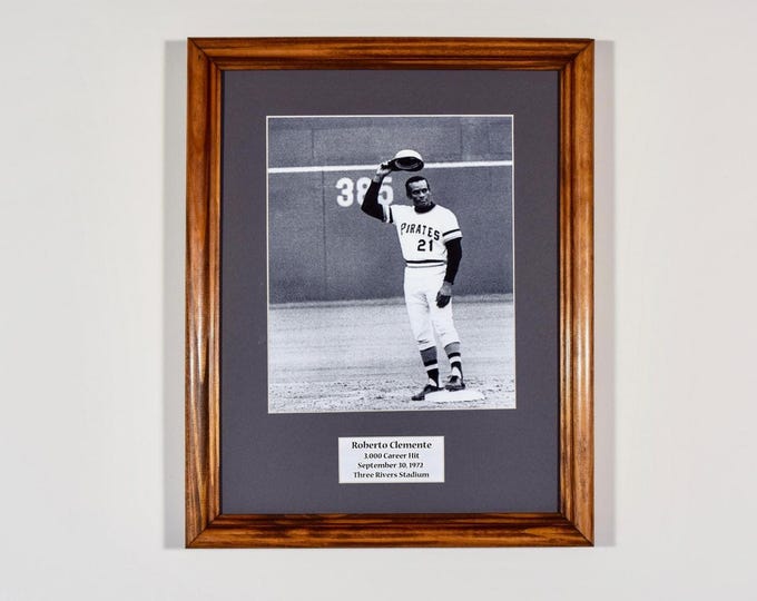Roberto Clemente - Pittsburgh Pirates 3,000 Career Hit 1972 - Framed and Matted Vintage Sports Wall Hanging