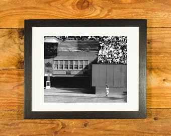 Willie Mays - "The Catch" New York Giants 1954 World Series - Matted & Framed Vintage Sports Wall Hanging