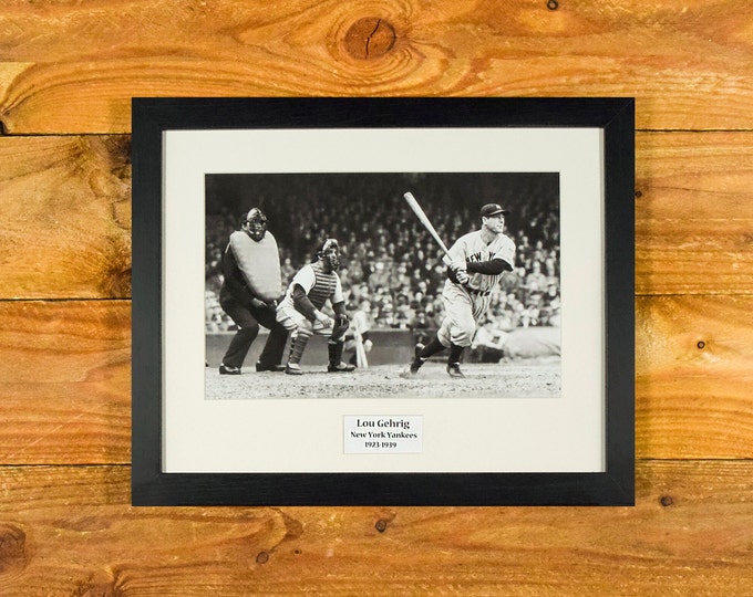 Lou Gehrig - Iconic New York Yankees Star 1923-1939 - Matted and Framed Vintage Sports Wall Hanging