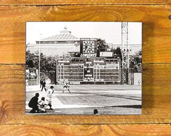 Bill Mazeroski Pittsburgh Pirates - Dramatic 1960 World Series Winning Home Run - Vintage Sports Wood Wall Panel