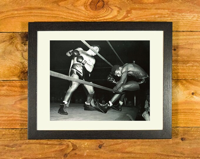 Jake LaMotta vs. Sugar Ray Robinson "Through The Ropes" - Iconic 1943 Boxing Image - Matted and Framed Wall Hanging