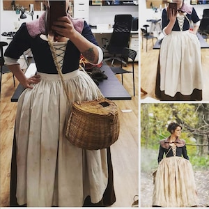 18th century APRON ONLY , Claire Fraser, Outlander cosplay. Made to order.