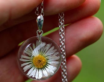 White Daisy Flower Pendant, Daisy Resin Pendant, Real Flower Pendant, White Silver Pendant, White Necklace, Flower Jewelry