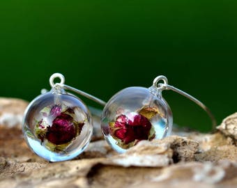 Real Roses Resin Earrings, Resin Jewelry, Silver Earrings with Real Red Roses, Christmas Gift, Oryginal Floral Jewelry. Spheres 1.7 cm.