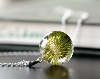 Unique Pendant with Real Burdock in resin Sphere on a Sterling SIlver Chain. Resin Jewelery. Green Burdock. Sphere 2,5 cm. Chaim 45 cm.