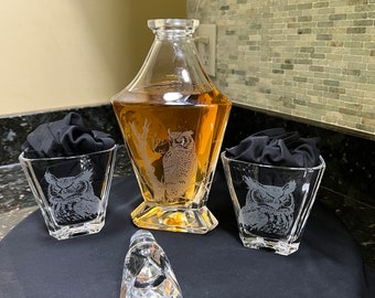Hand-Engraved Owl Decanter Set: Sand-Carved Whiskey Decanter & Glasses