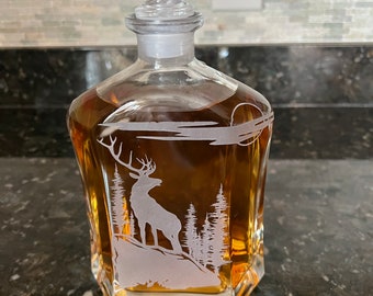 Engraved Deer Whiskey Decanter: Scenic Mountain Design, 750ml