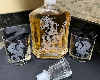 Handcrafted Engraved Dragon Whiskey Decanter Set: Sand-Carved Italian Glass