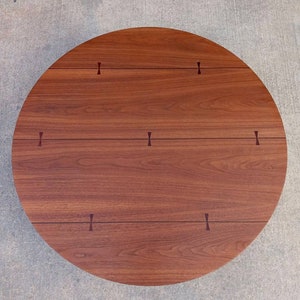 Mid-Century Modern Walnut Coffee Table with Inlaid Bowtie Rosewood by Lane , c.1960s image 2