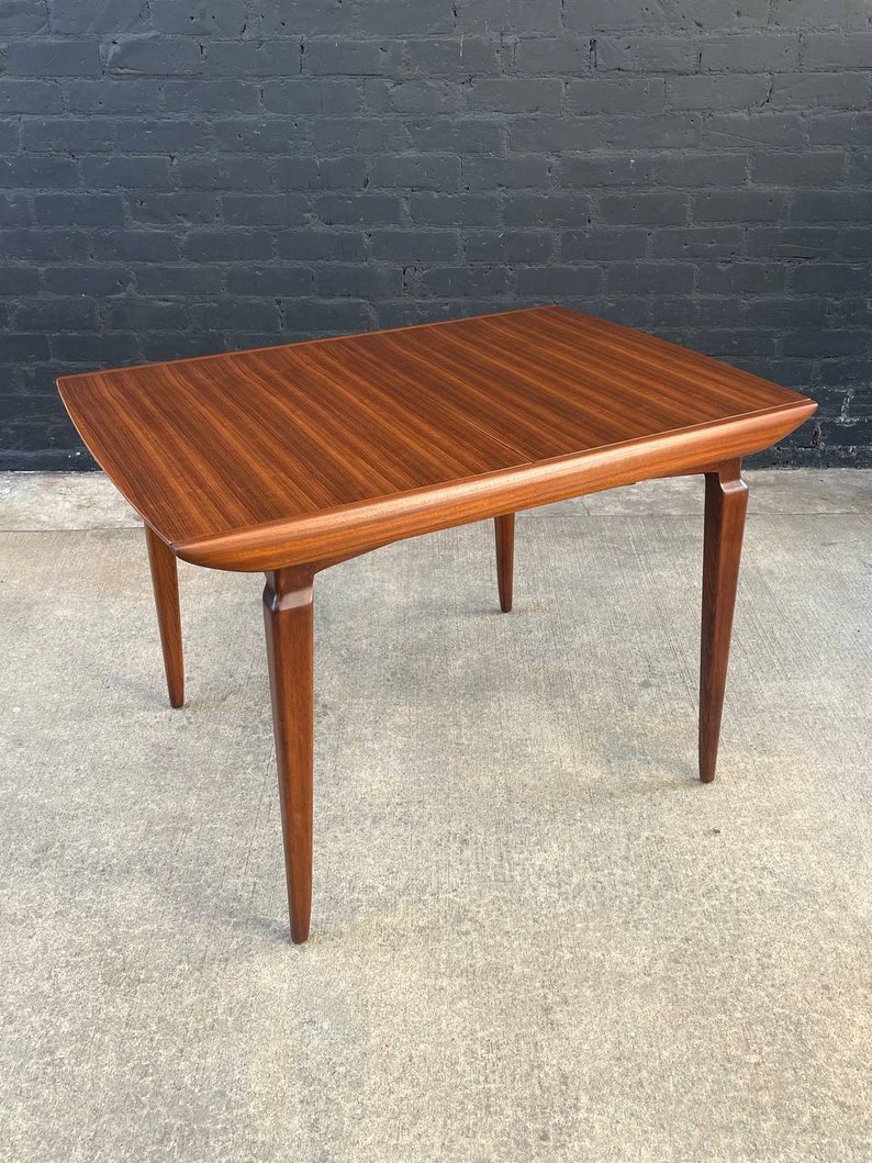 Mid-Century Modern Link Expanding Teak Dining Table by Harris Lebus, c.1960s image 1