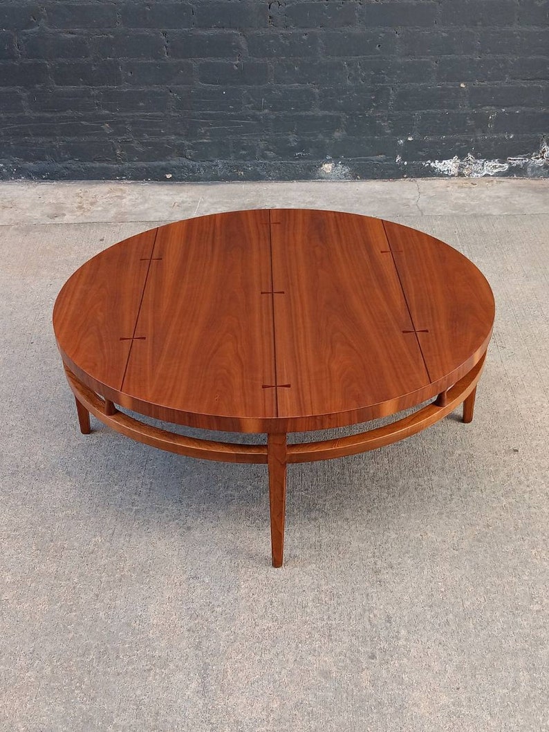 Mid-Century Modern Walnut Coffee Table with Inlaid Bowtie Rosewood by Lane , c.1960s image 1