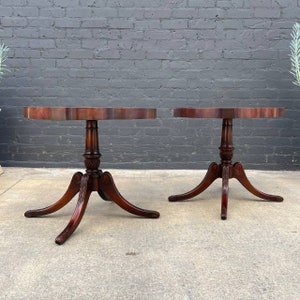 Pair of American Antique Mahogany Side Tables with Gilt-Tooled Burgundy Red Leather Top, c.1950s image 7