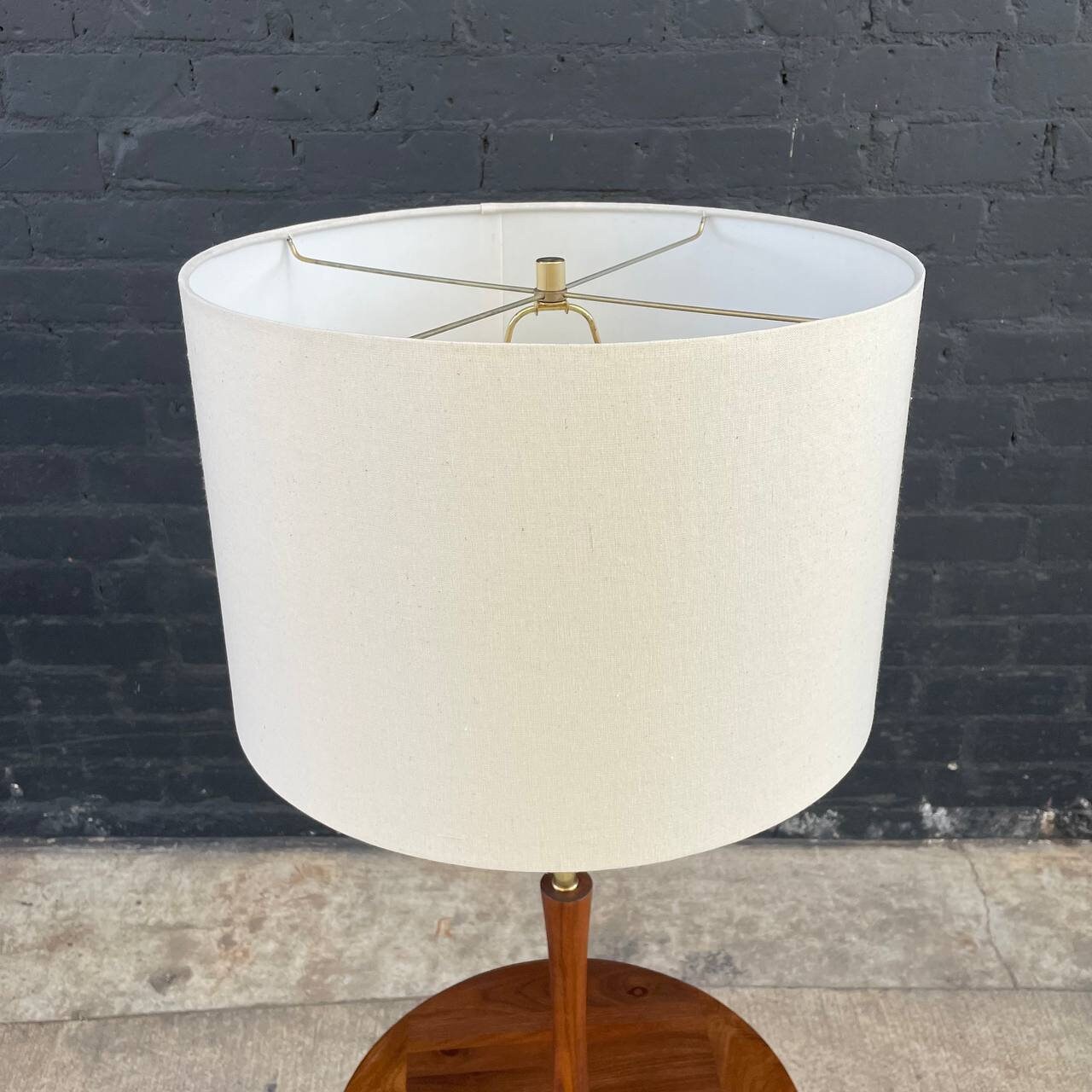 Mid-century Modern Walnut & Brass Floor Lamp With Side Table Mid-century Modern Walnut & Brass Floor Lamp With Side Table