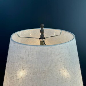 French Neoclassical Urn Shape Table Lamp, c.1940s image 2