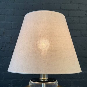 Mid-Century Modern Brass & Lucite Table Lamp, c.1960s image 3