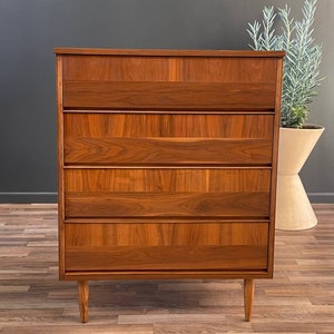 Mid-Century Modern Walnut Bachelor Dresser, c.1960s image 1