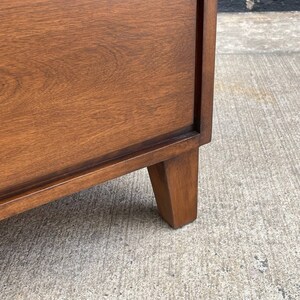 Mid-Century Modern Highboy Dresser by Russell Weight, c.1960s image 8