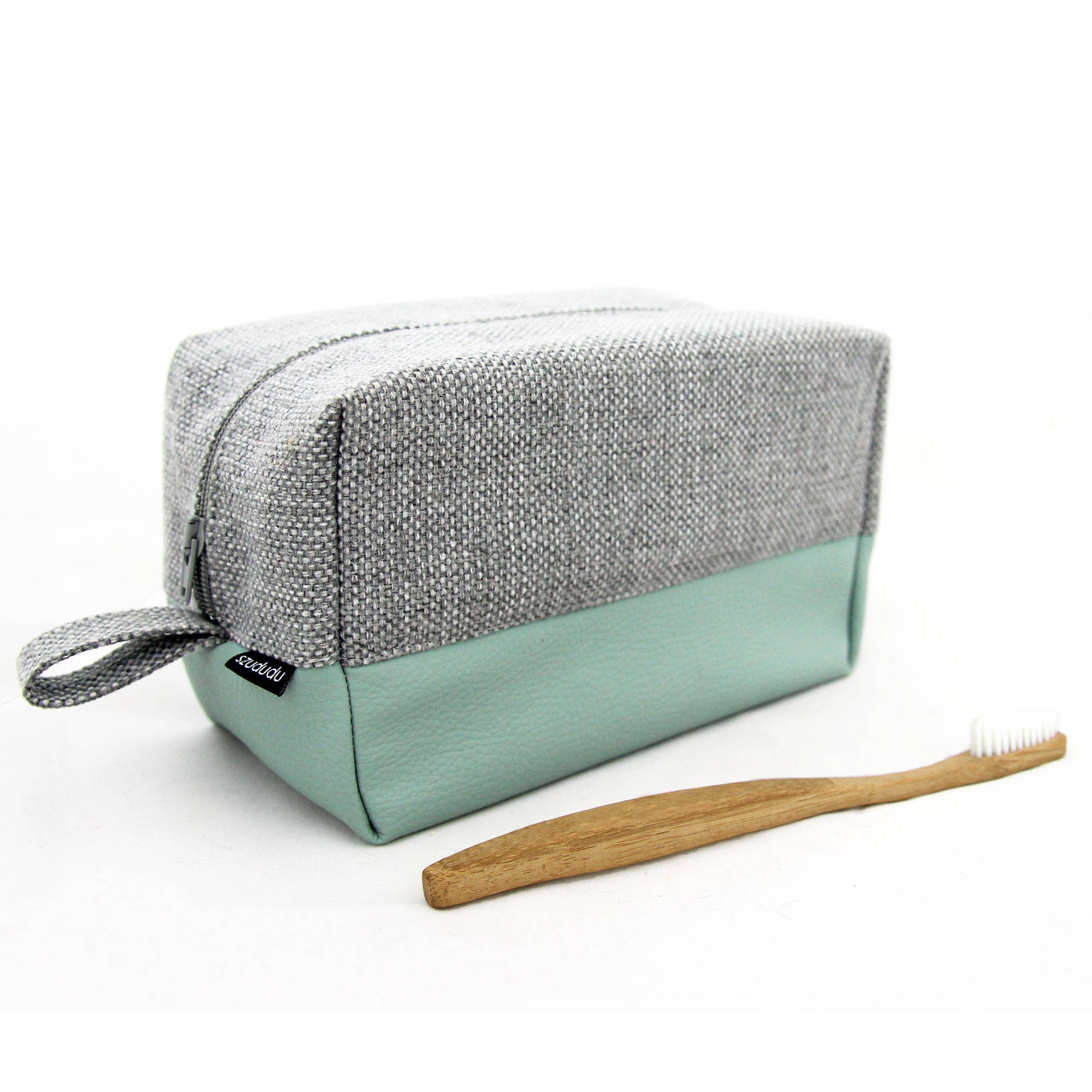 Hemp cosmetic bag, toiletry bag, make up bag, natural - Hempalaya