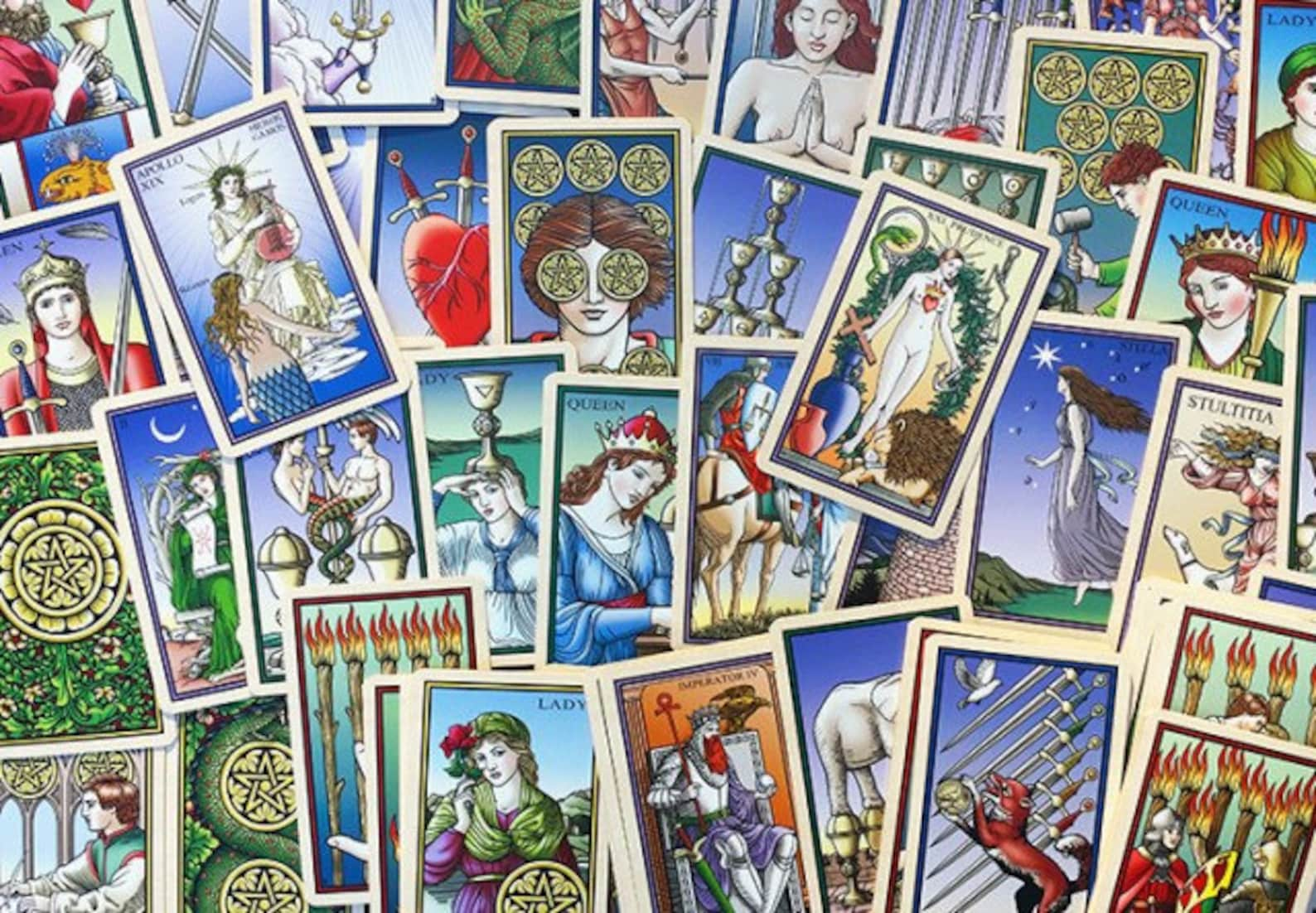 Мерцана таро новые сегодня. Колода Таро. Tarot Deck Таро. Марсельская колода Таро. Колода Таро альзураса.