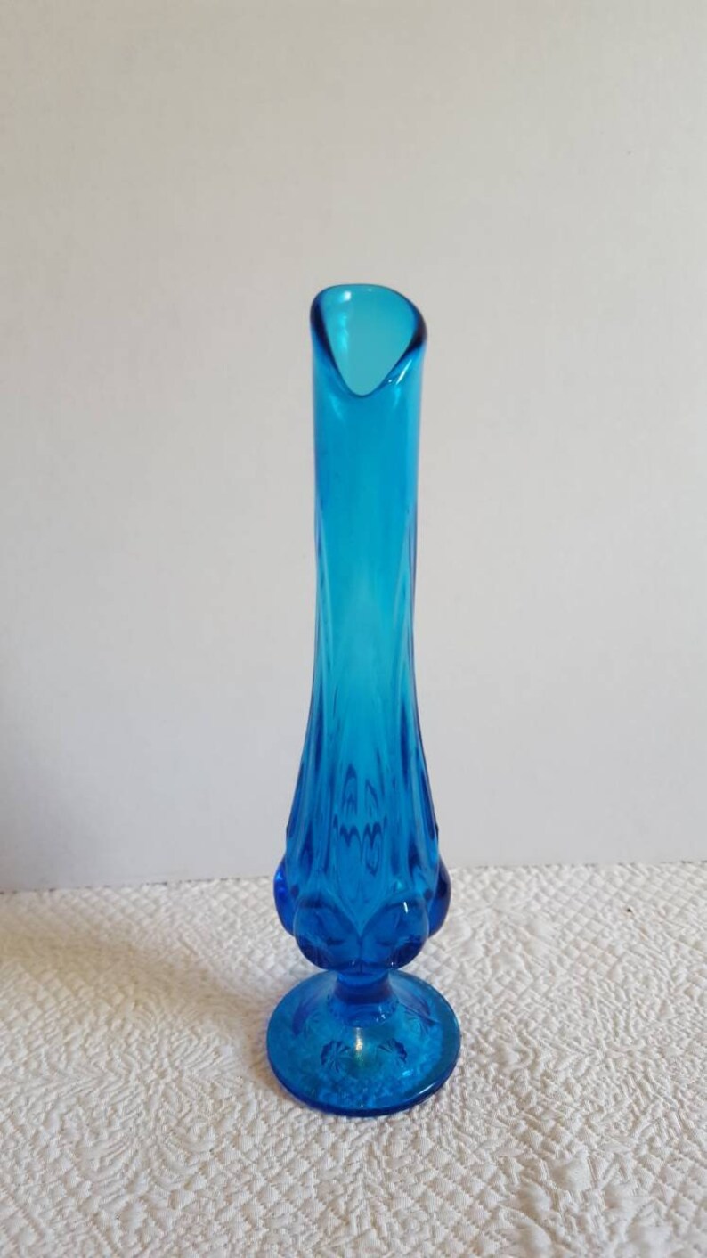 Vintage Blue Art Glass Stretch Glass Footed Vase il 794xN bdcw