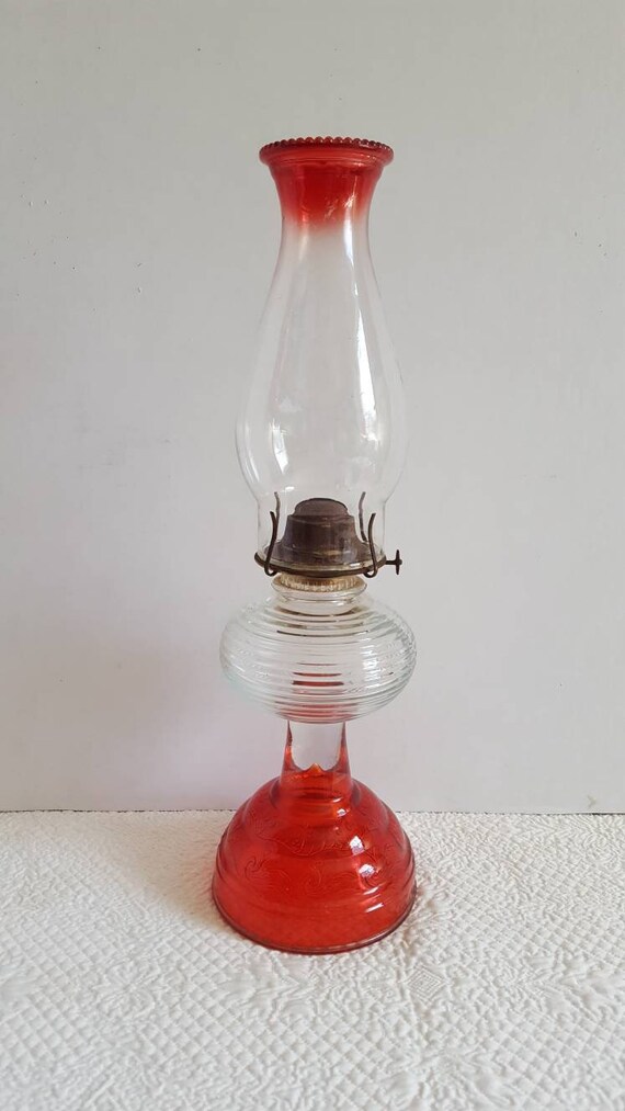 Vintage Eagle 1940 S Beehive Oil Lamp Red Base And - Vintage Red Glass Oil Lamp Vintage Eagle 1940 S Beehive Oil Lamp Red Base And - Vintage Red Glass Oil Lamp