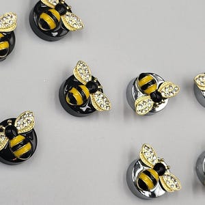 Rhinestone Bee License Plate Bolt Caps: Bling Car Decor, Set of 2/4