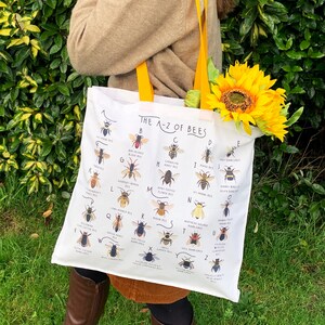 Bumble bee tote bag clearance