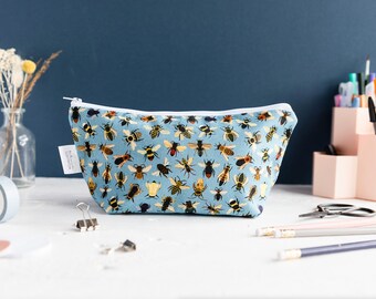 Bumble bee print wash bag, Bumble bee makeup bag, Bumble bee pencil case, bumble bee homewares, Bumble bee gift, cosmetic bag gift, bee gift