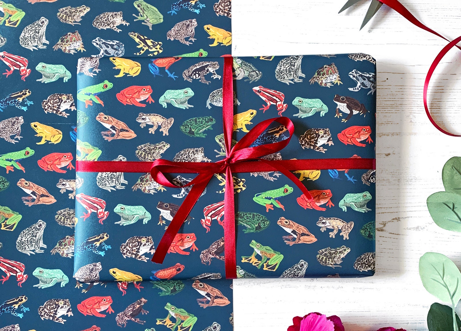 Frog Wrapping Paper, Frogs and toads gift wrap, frog gift