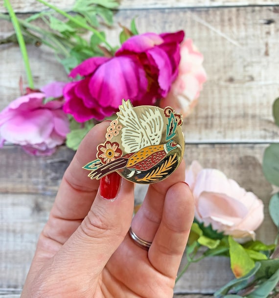 Pheasant enamel pin Pheasant pin badge pheasant badge animal enamel pin pheasant gift pheasant jewellery countryside enamel pin