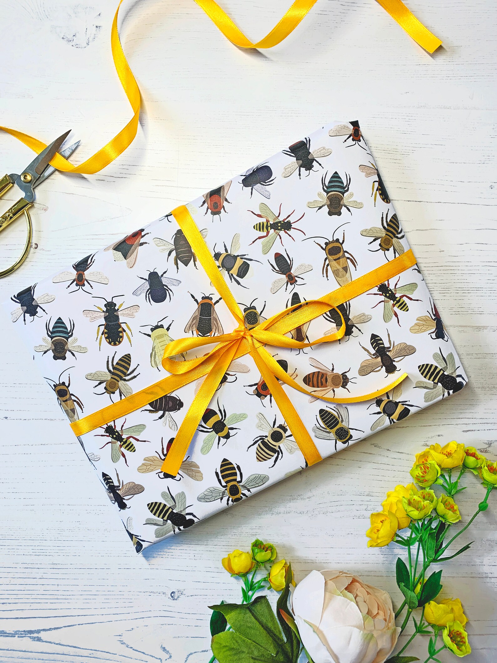 Bumble Bee Wrapping Paper Wrapping Paper Sheet Bee Gift Etsy
