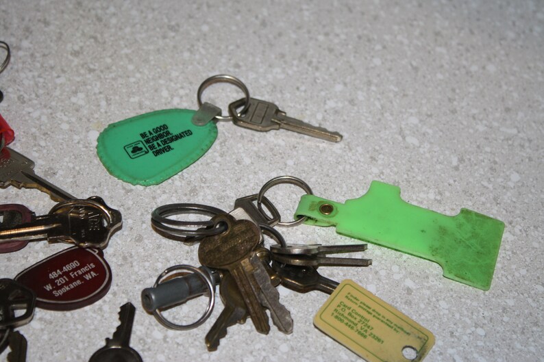 textures colors HUGE lot of metal keys various sizes