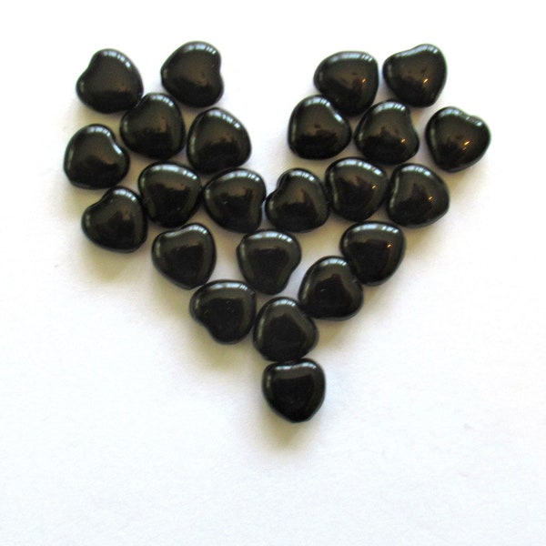 Lot of 25 Czech glass beads - 8mm opaque black heart shaped beads C0086