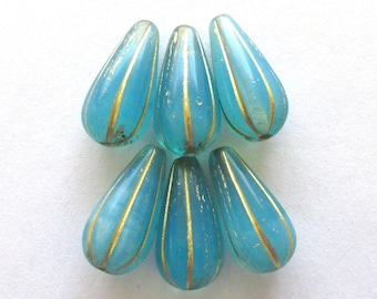 Sześć dużych czeskich szklanych koralików w kształcie łezki w kształcie melona - niebieski opal ze złotymi akcentami - 22 x 11 mm koraliki w kształcie łezki 00571