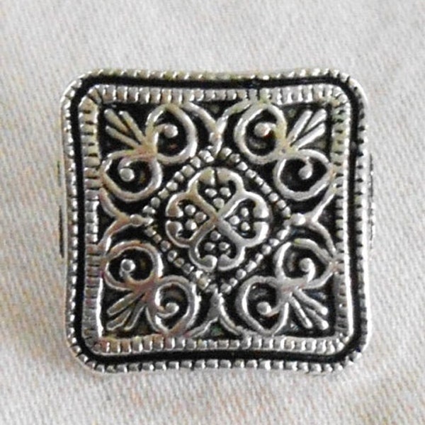 Ornate Button - Etsy