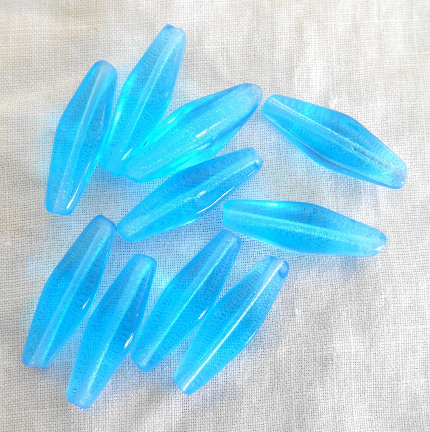 10 24 x 9mm aqua blue glass long lantern or tube beads C0039